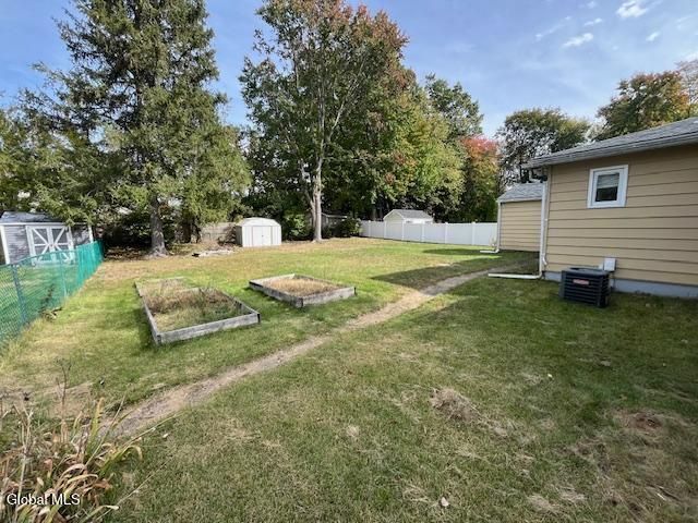 3 Marville Drive, Colonie, NY 12211