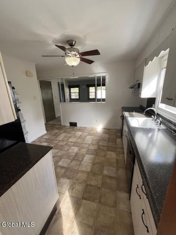 3 Marville Drive, Colonie, NY 12211