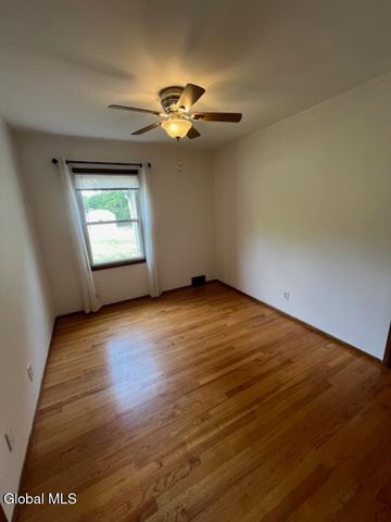 3 Marville Drive, Colonie, NY 12211