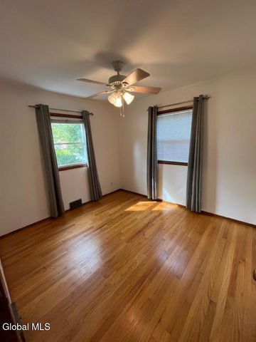 3 Marville Drive, Colonie, NY 12211