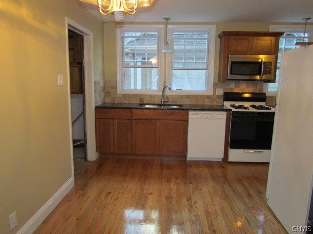 940 Westcott Street 42, Syracuse, NY 13210