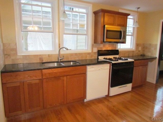 940 Westcott Street 42, Syracuse, NY 13210