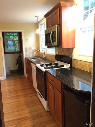 940 Westcott Street 42, Syracuse, NY 13210