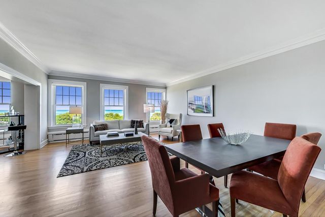 3530 N LAKE SHORE Drive 10A, Chicago, IL 60657