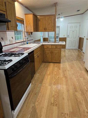 9405 SW 92 STREET, Gainesville, FL 32608