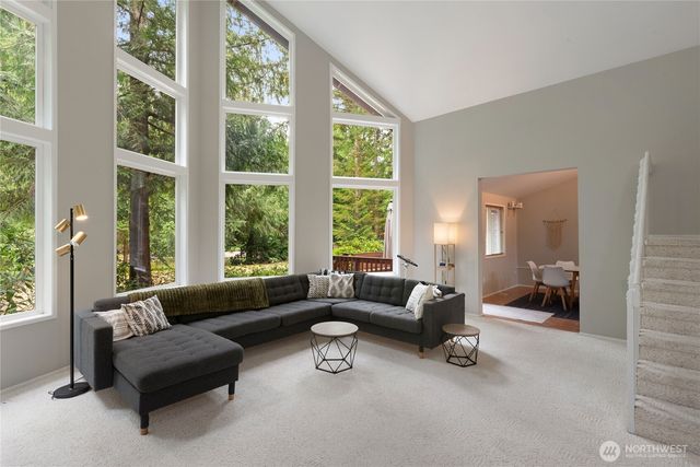 41 E Westlake Place, Allyn, WA 98524