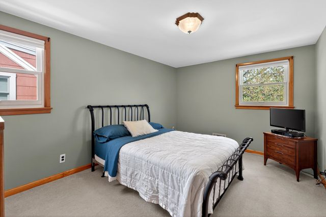 364 AVENUE E, Bayonne, NJ 07002