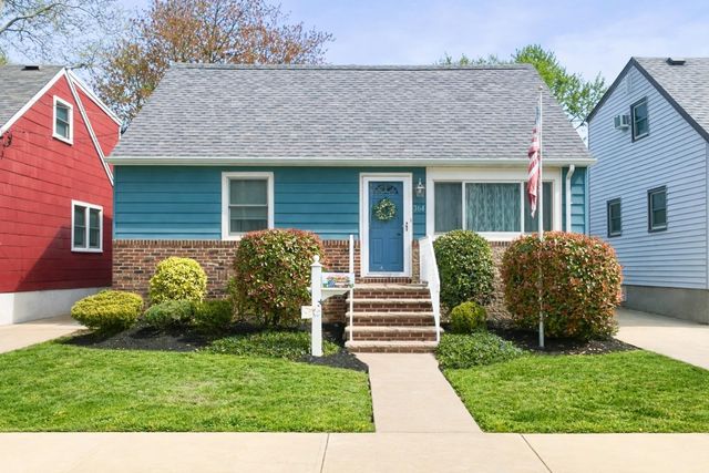 364 AVENUE E, Bayonne, NJ 07002