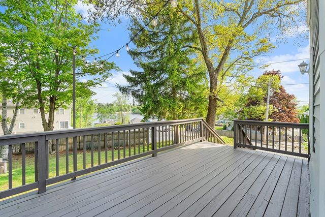 9 Rhodes St, Billerica, MA 01821