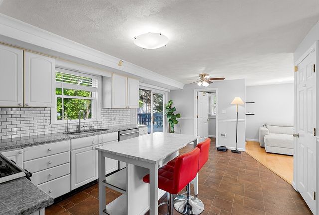 9 Rhodes St, Billerica, MA 01821