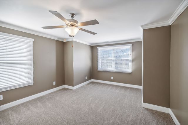 101 Cypress Point Dr, Winchester, TN 37398