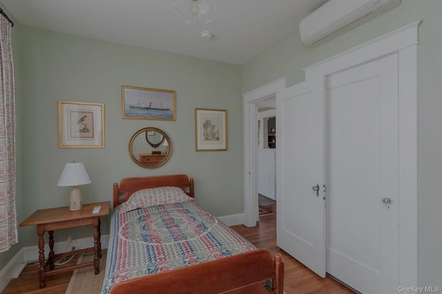 23 Janis Street, Hudson, NY 12534