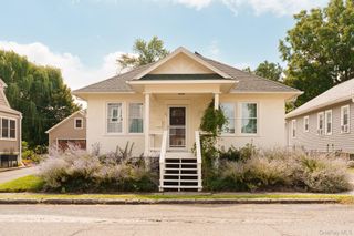 23 Janis Street, Hudson, NY 12534