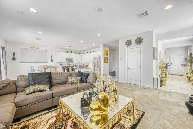 6371 Ashland Crest Street, Las Vegas, NV 89115