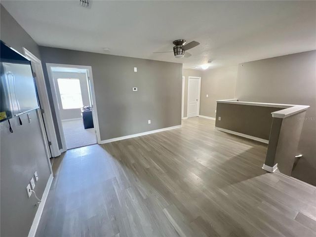 2220 GRANTHAM AVENUE, Davenport, FL 33837