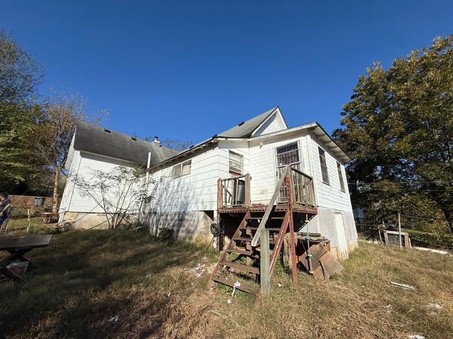 13 N Steele Street, Lafayette, GA 30728