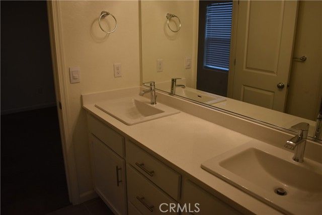 296 Grand Canyon Court, Merced, CA 95341