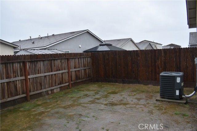 296 Grand Canyon Court, Merced, CA 95341