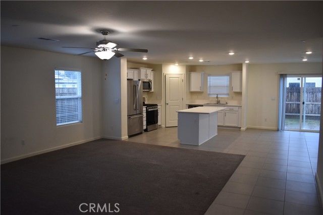 296 Grand Canyon Court, Merced, CA 95341