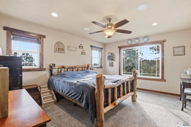 24636 CROOKED CANYON RD, Hermosa, SD 57744