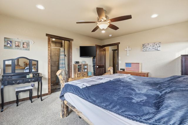 24636 CROOKED CANYON RD, Hermosa, SD 57744