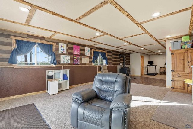 24636 CROOKED CANYON RD, Hermosa, SD 57744