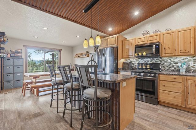 24636 CROOKED CANYON RD, Hermosa, SD 57744