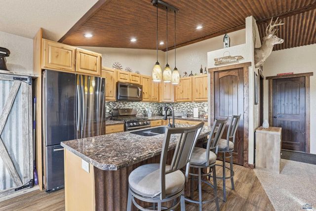 24636 CROOKED CANYON RD, Hermosa, SD 57744