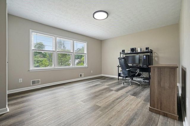 695 Shannon Green Circle SW, Mableton, GA 30126