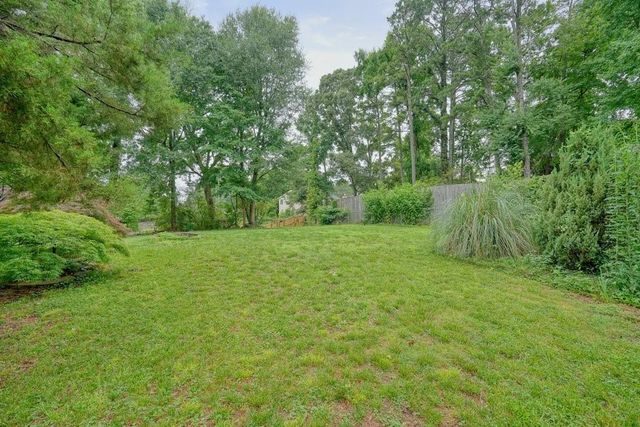 695 Shannon Green Circle SW, Mableton, GA 30126