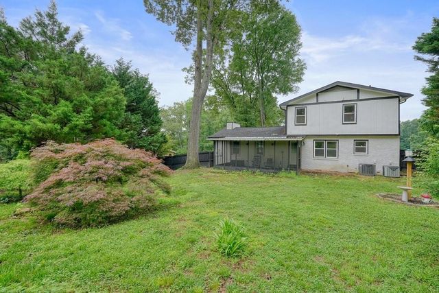 695 Shannon Green Circle SW, Mableton, GA 30126