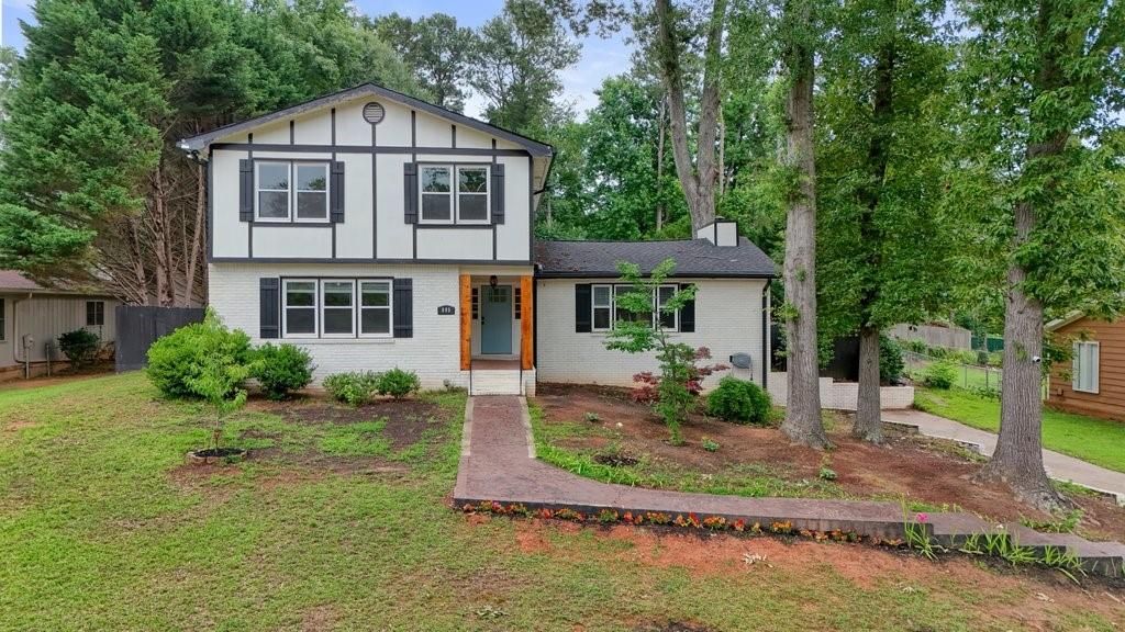 695 Shannon Green Circle SW, Mableton, GA 30126