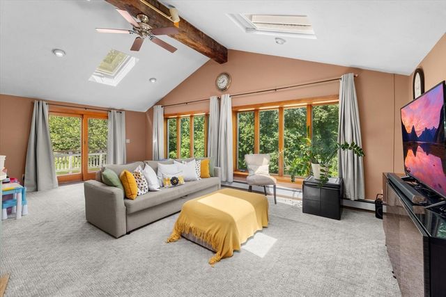 138 Kotlik St, Stoughton, MA 02072