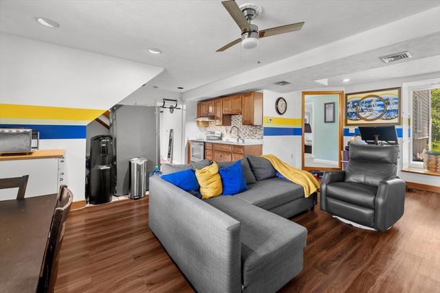 138 Kotlik St, Stoughton, MA 02072