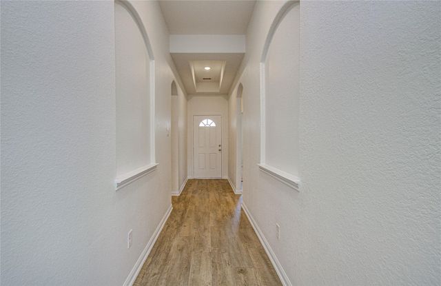 304 Morning Dove Trail, Sealy, TX 77474