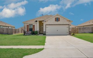 304 Morning Dove Trail, Sealy, TX 77474