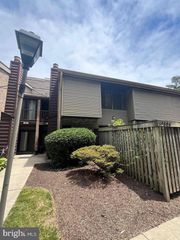 10595 TWIN RIVERS RD, Columbia, MD 21044