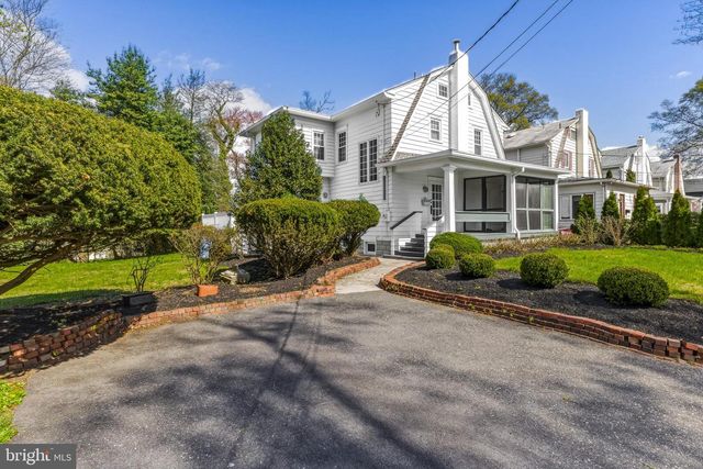 23 MCPHELIN AVE, Cherry Hill, NJ 08034