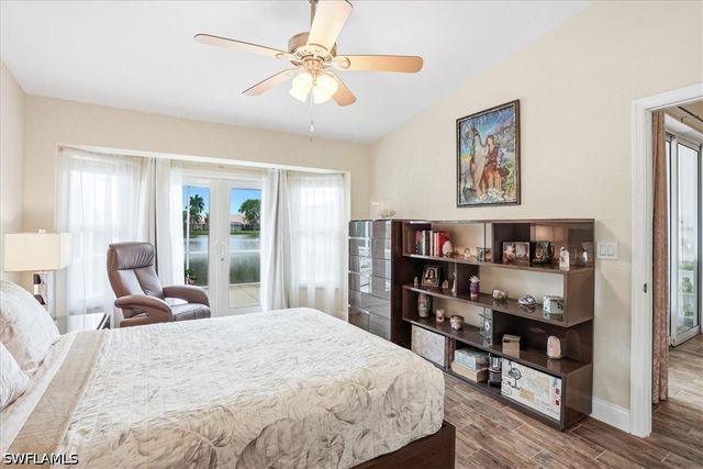 2266 Stacil CIR, Naples, FL 34109
