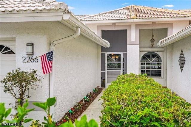 2266 Stacil CIR, Naples, FL 34109