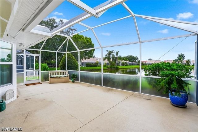 2266 Stacil CIR, Naples, FL 34109