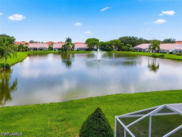 2266 Stacil CIR, Naples, FL 34109