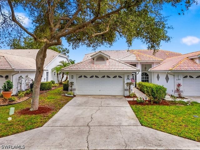 2266 Stacil CIR, Naples, FL 34109