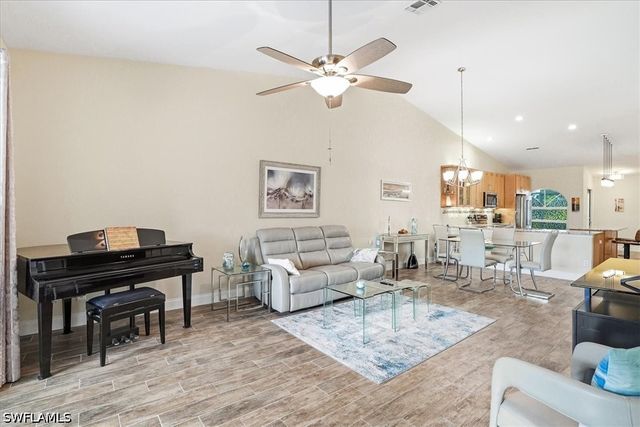 2266 Stacil CIR, Naples, FL 34109