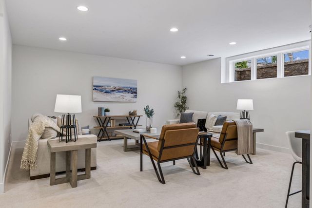 5829 Ewing Avenue S, Edina, MN 55410