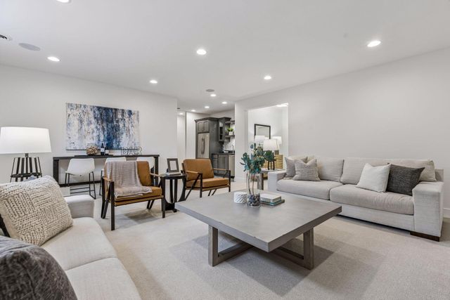 5829 Ewing Avenue S, Edina, MN 55410