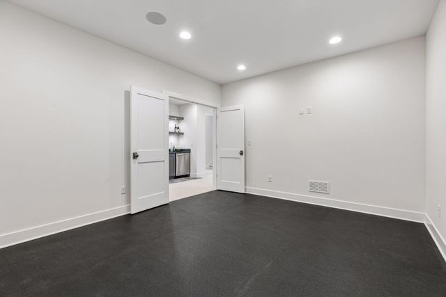 5829 Ewing Avenue S, Edina, MN 55410