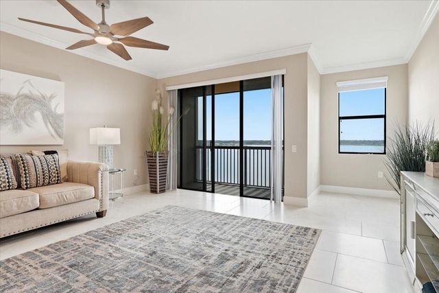 16300 COUNTY ROAD 455 404, Montverde, FL 34756