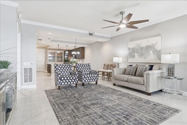 16300 COUNTY ROAD 455 404, Montverde, FL 34756