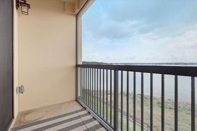 16300 COUNTY ROAD 455 404, Montverde, FL 34756